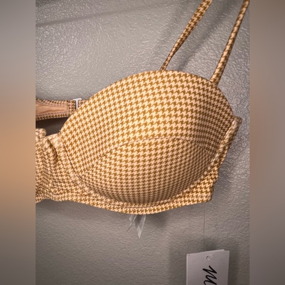 Rip Curl Bikini Top NWT Size Small - Picture 2 of 5